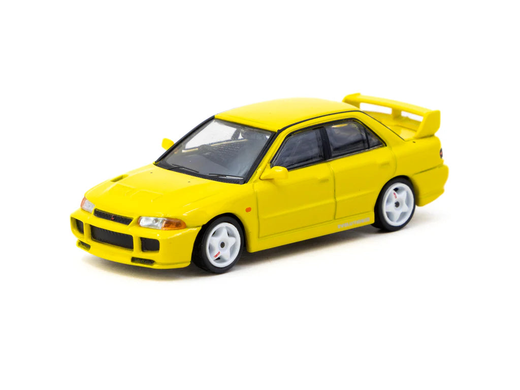 Tarmac Works 1:64 Mitsubishi Lancer GSR Evolution III Yellow w/ Trading Card