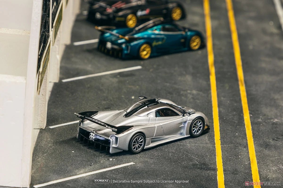 Tarmac Works 1:64 Pagani Huayra Satin Silver