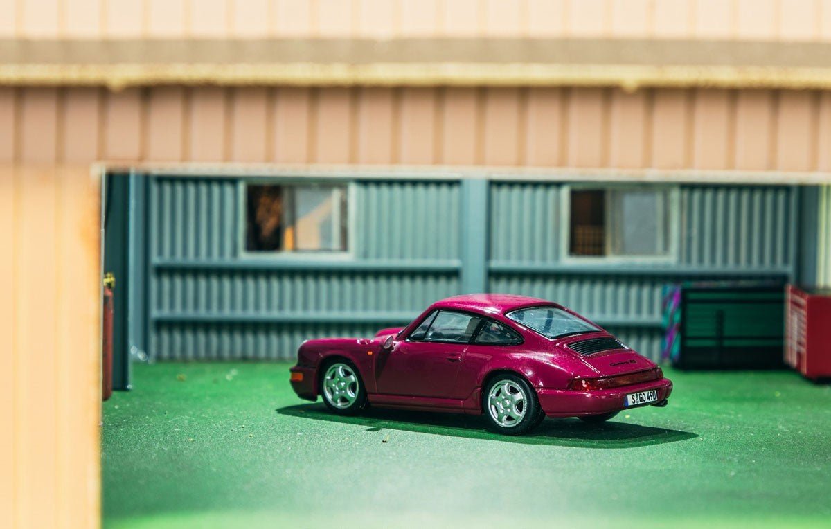 Tarmac Works 1:64 Porsche 911 964 RS Ruby Star