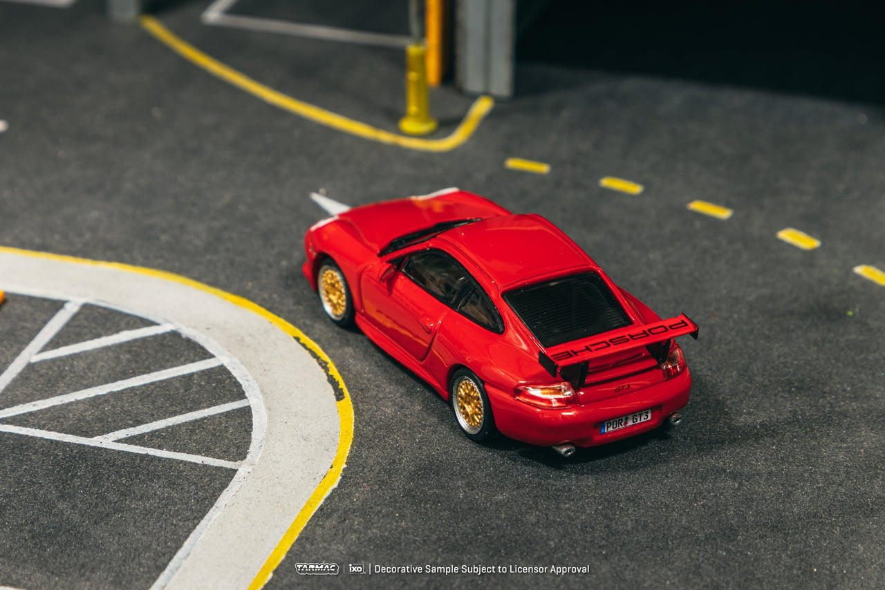 Tarmac Works 1:64 Porsche 911 GT3 type 996 , Red
