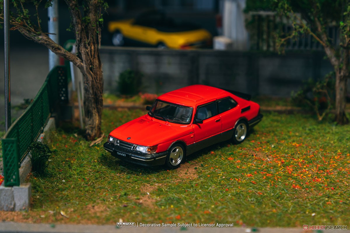 Tarmac Works 1:64 Saab 900 Turbo Red