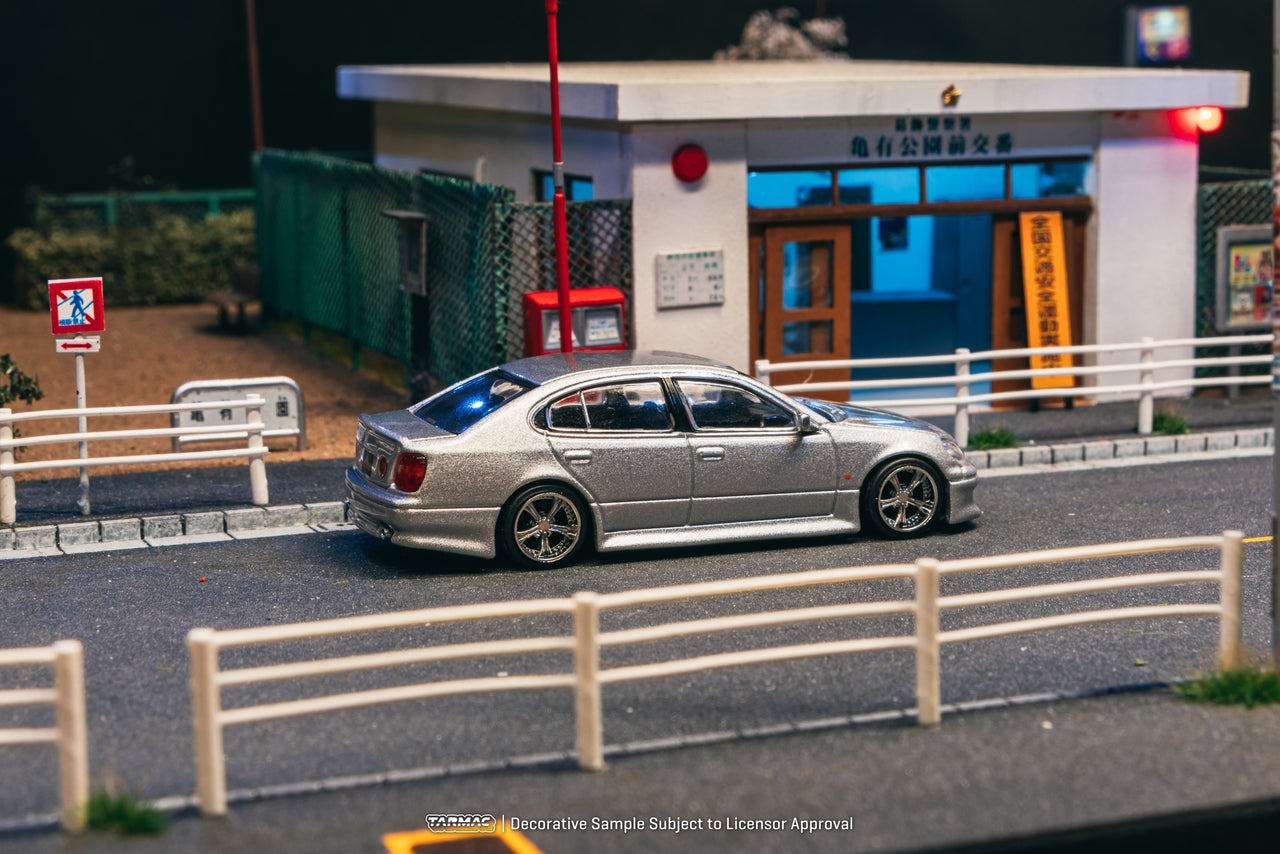 Tarmac Works 1:64 VERTEX Toyota Aristo JZS161, Silver