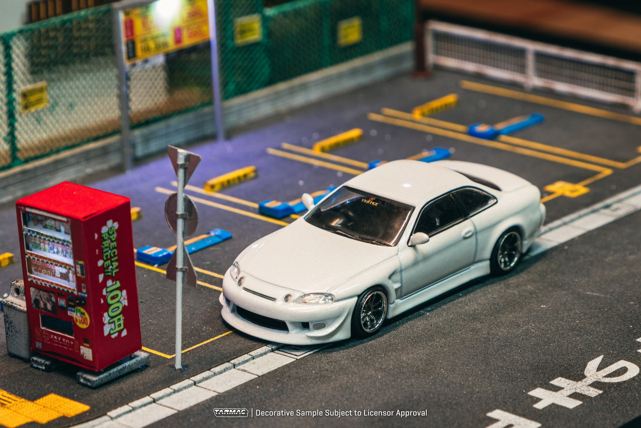 Tarmac Works 1:64 VERTEX Toyota Soarer JZZ30, White
