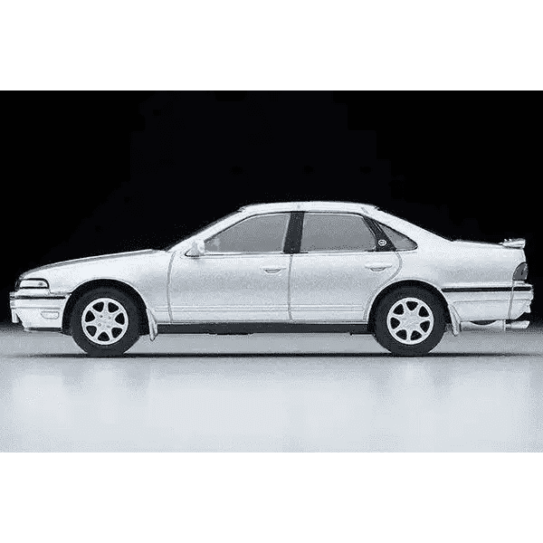 Tomica Limited Vintage Neo LV-N319a 1990 Nissan Cefiro Cruising Purplish Silver