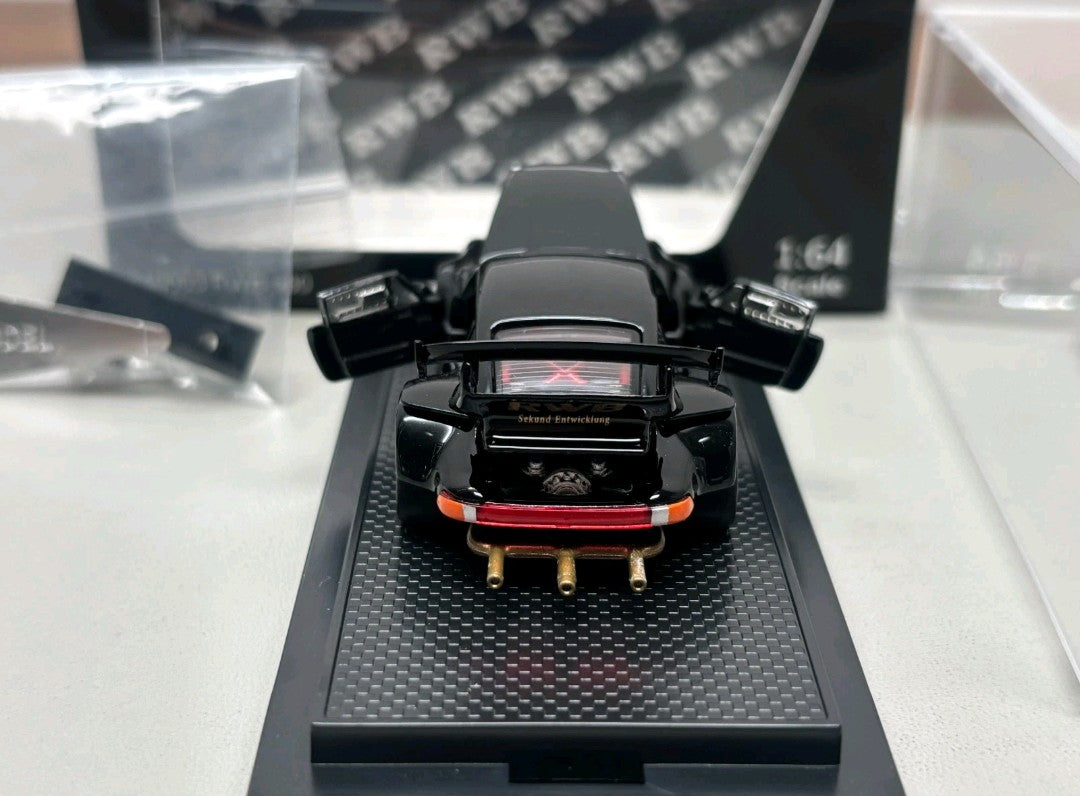 FG 1:64 Porsche RWB 930 Fully Open Black