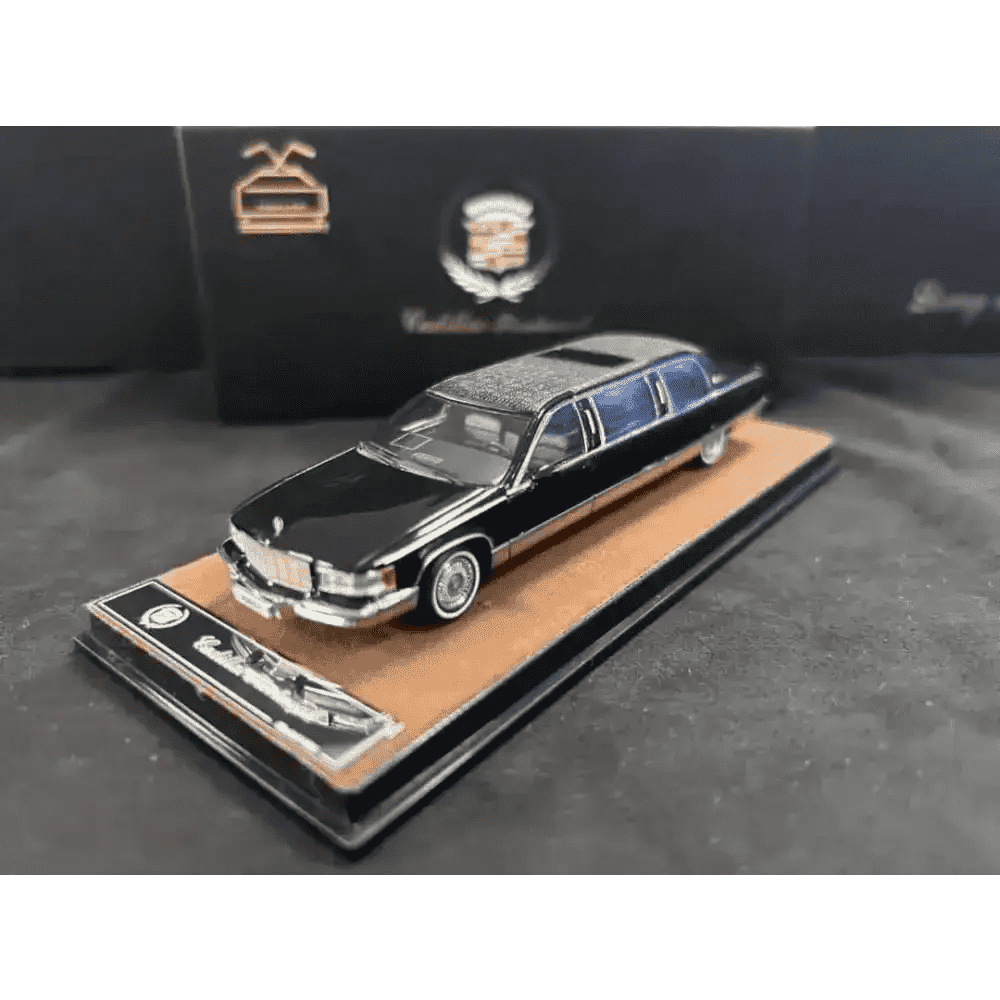 XG 1:64 Cadillac Fleetwood Limousine