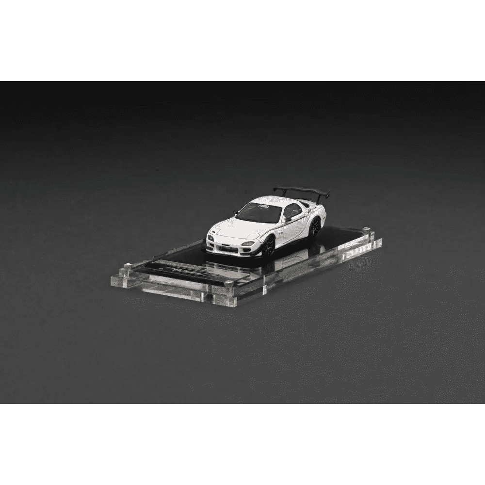 Ignition Model 1:64 Feed Mazda RX-7 FD3S White