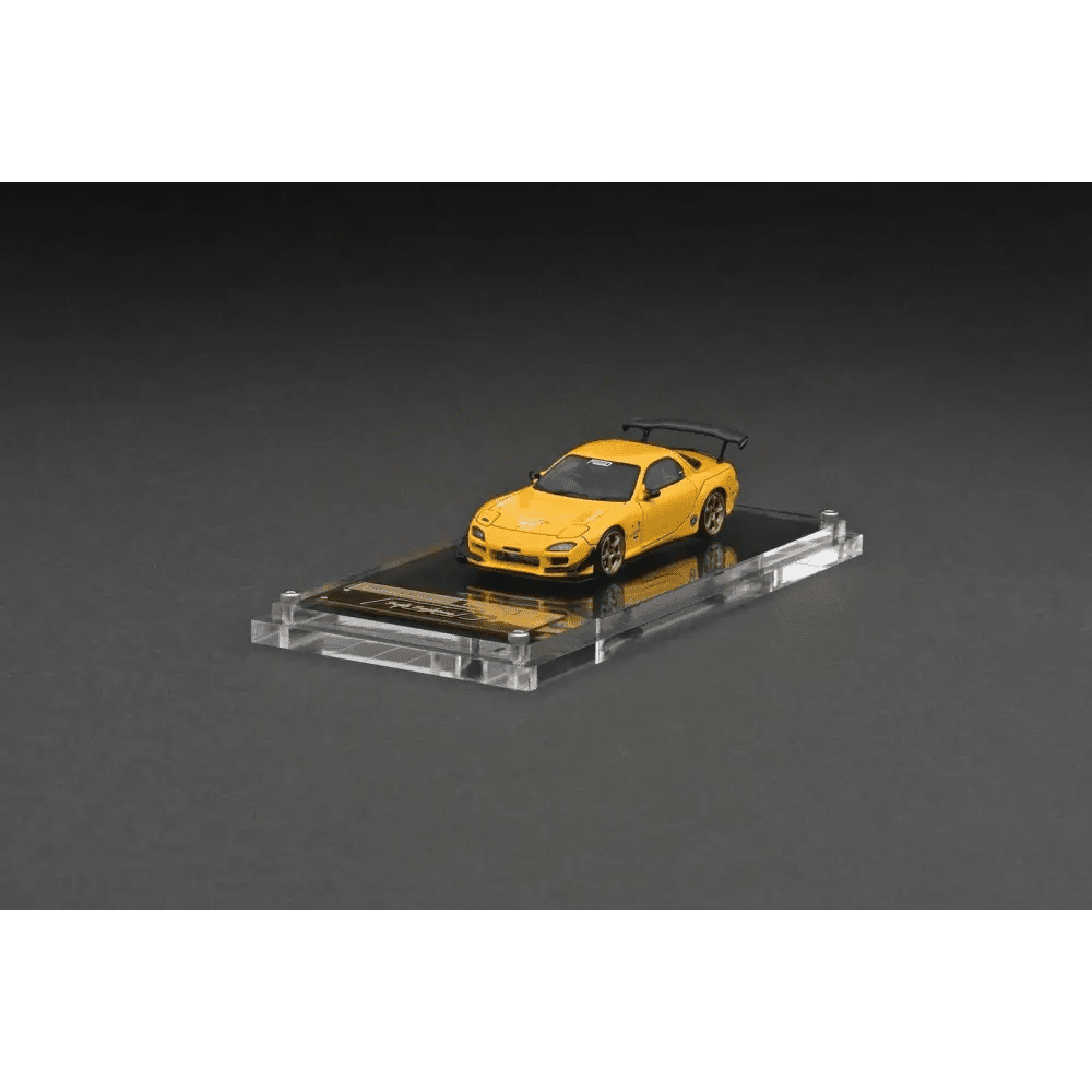 Ignition Model 1:64 Feed Mazda RX-7 FD3S Yellow