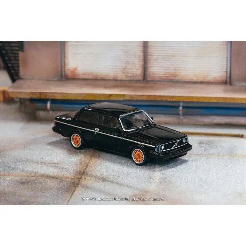 Tarmac Works 1:64 Volvo 242 Custom Black