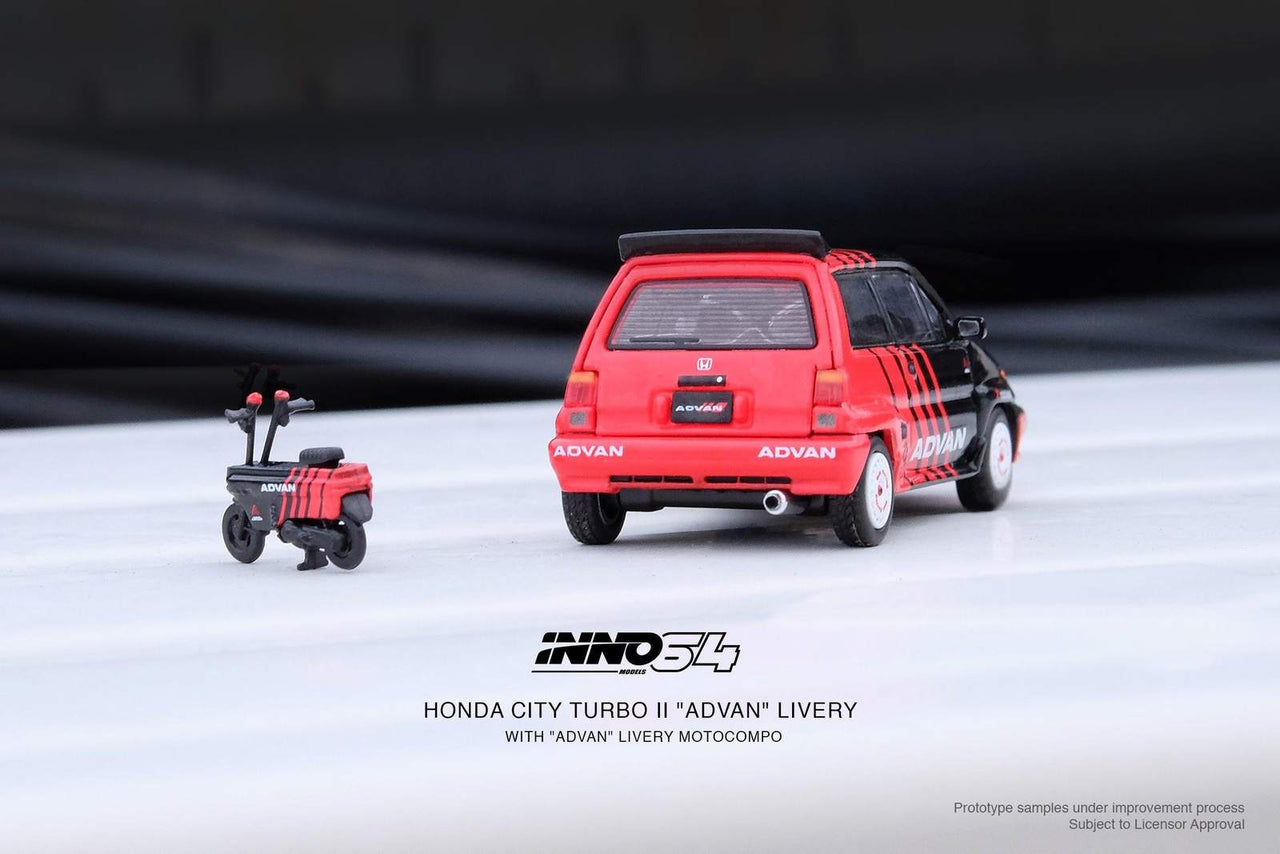 INNO64 1:64 Honda City Turbo II w/ Motocompo Advan