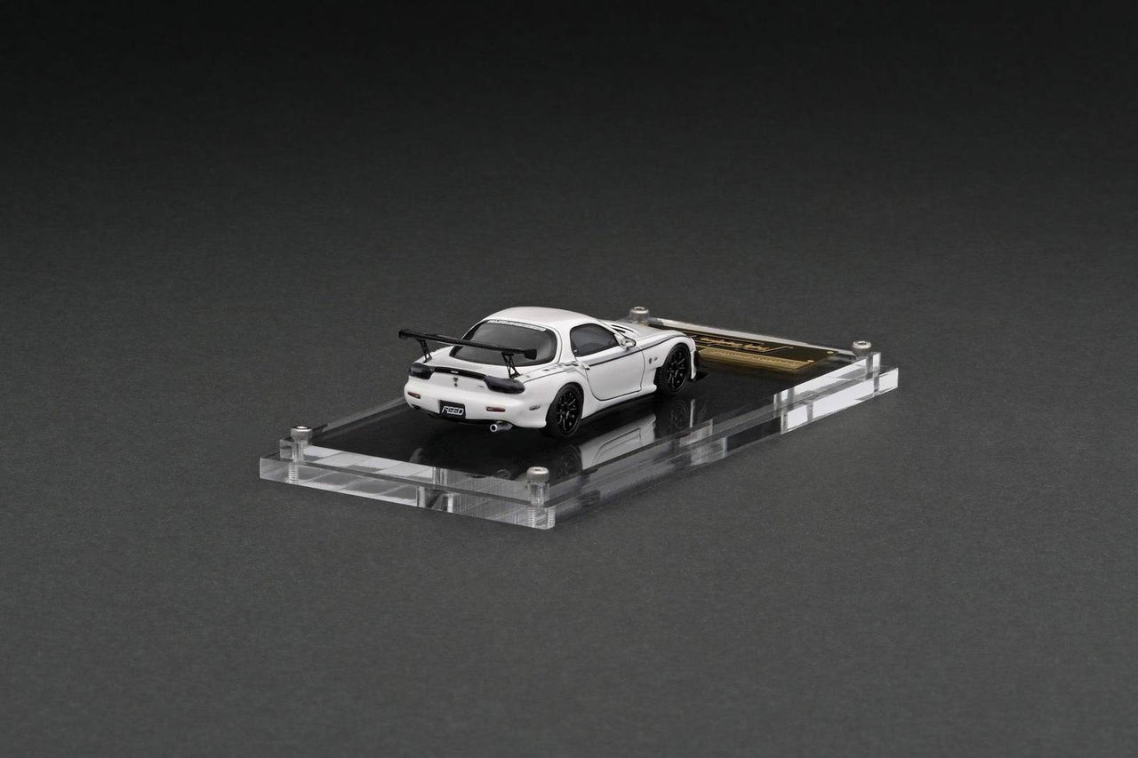 Ignition Model 1:64 Feed Mazda RX-7 FD3S White