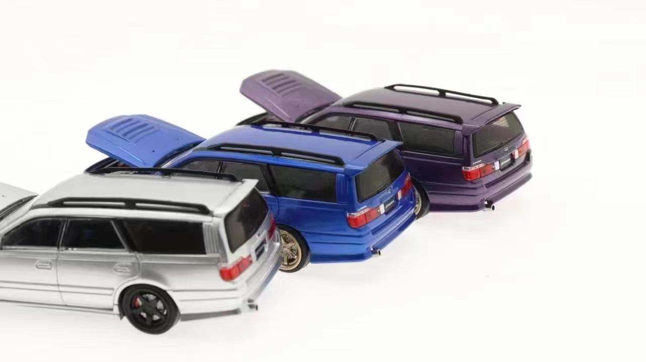 Zoom 1:64 Nissan Stagea w/R34 Front